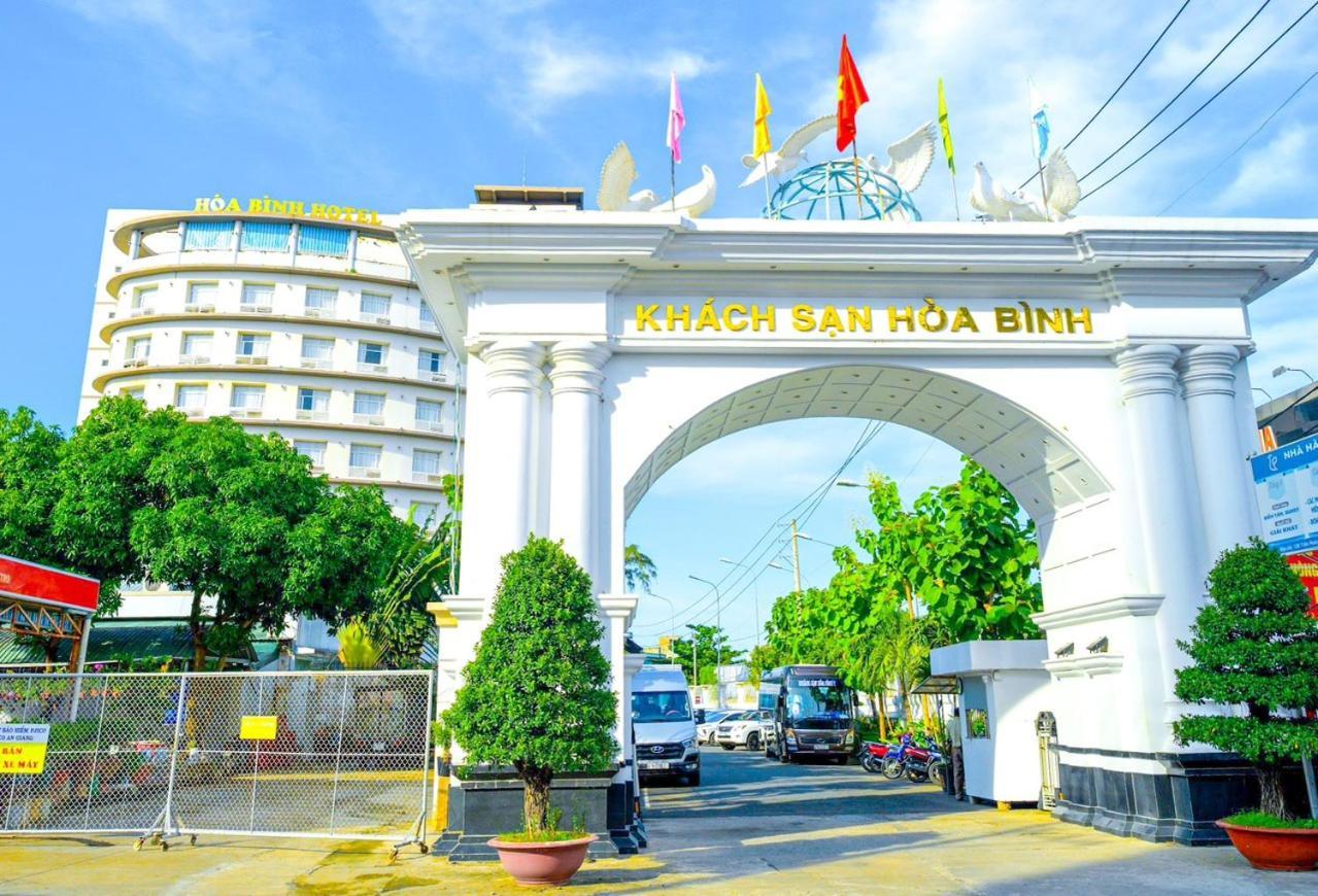 Hoa Binh 1 Hotel Long Xuyên Exterior foto